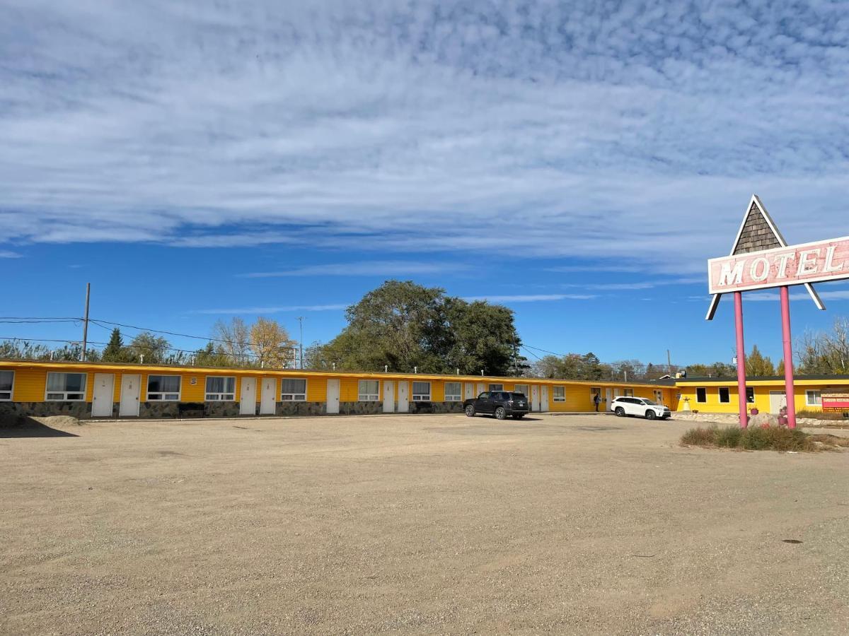 Dundurn Motel 外观 照片