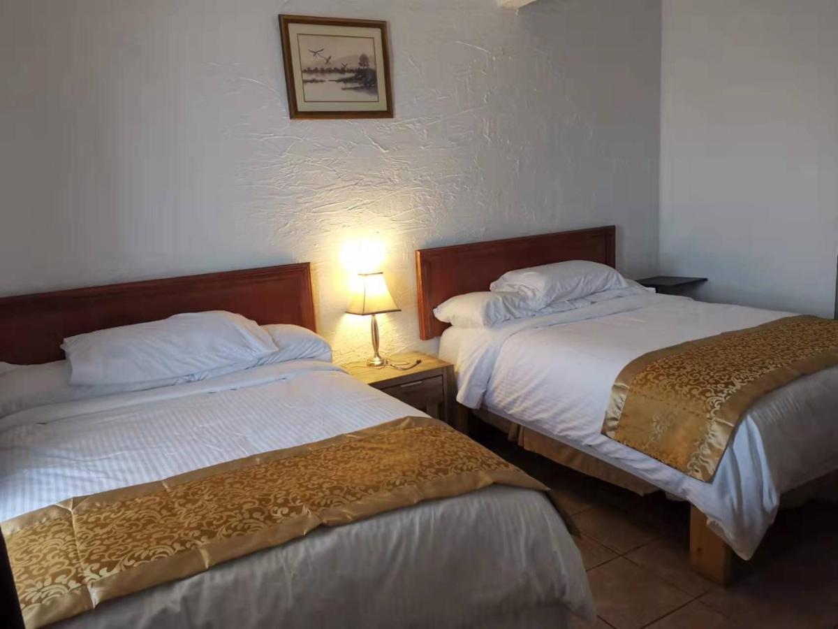 Dundurn Motel 外观 照片