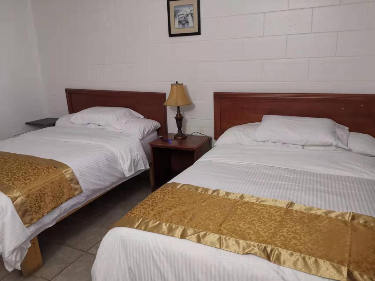 Dundurn Motel 外观 照片